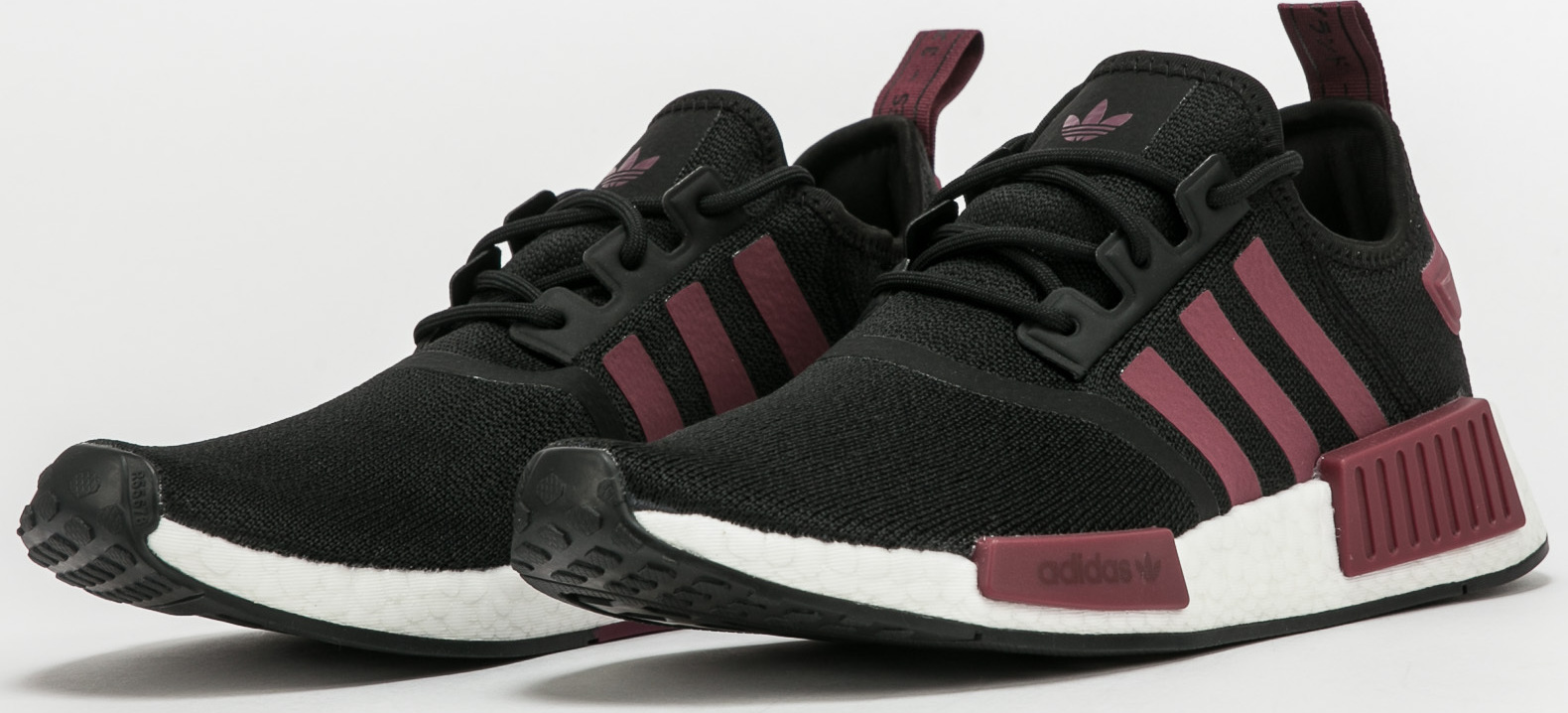 adidas Originals NMD R1 cblack / ftwwht / vine adidas Originals