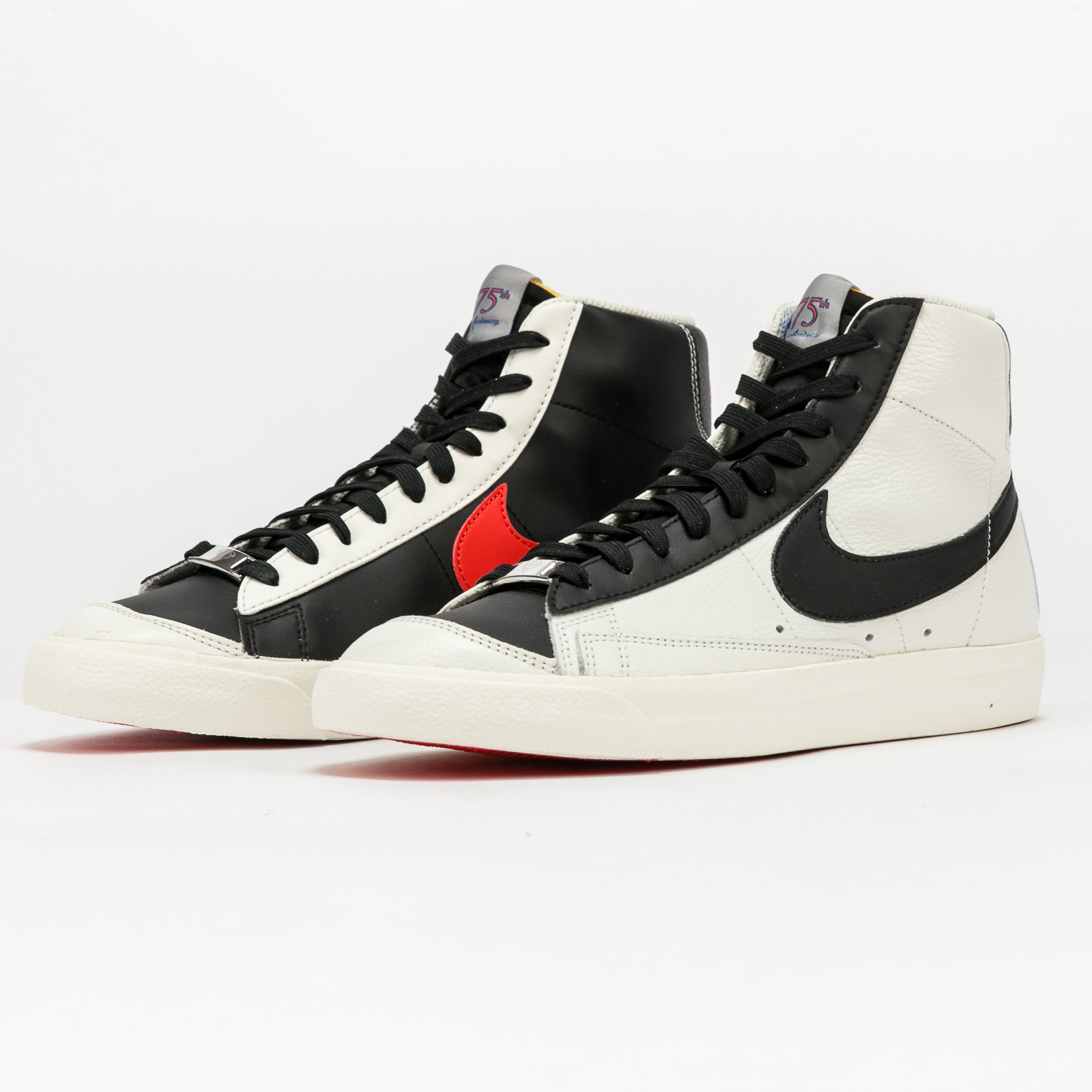 Nike Blazer Mid '77 EMB sail / black - chile red - sail Nike