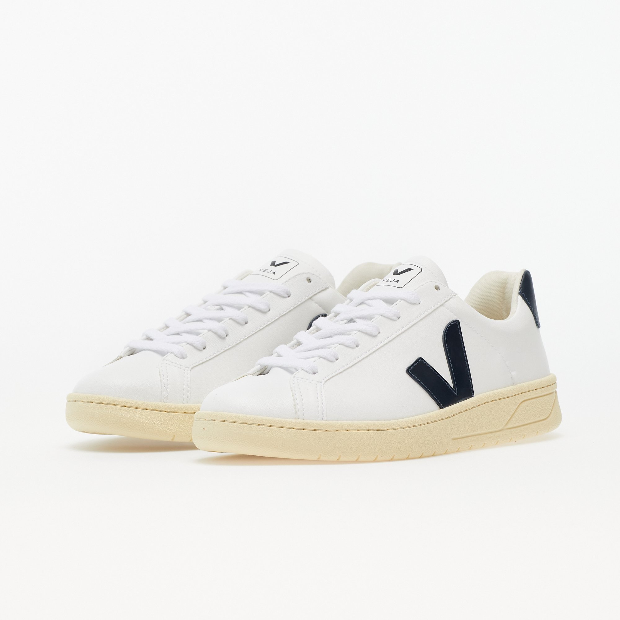 VEJA Urca CWL White/ Nautico/ Butter Veja