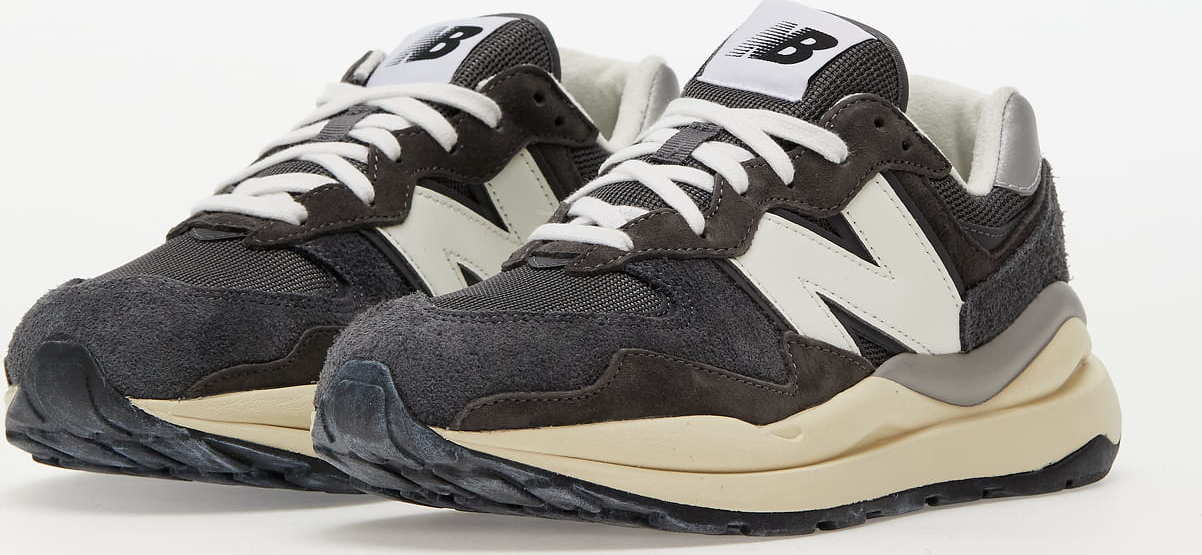 New Balance 5740 Sea Salt/ Black New Balance