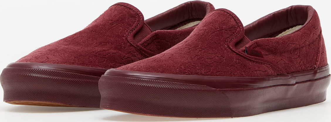 Vans OG Classic Slip-On (Velvet Embroidery) Pomegranate Red Vans