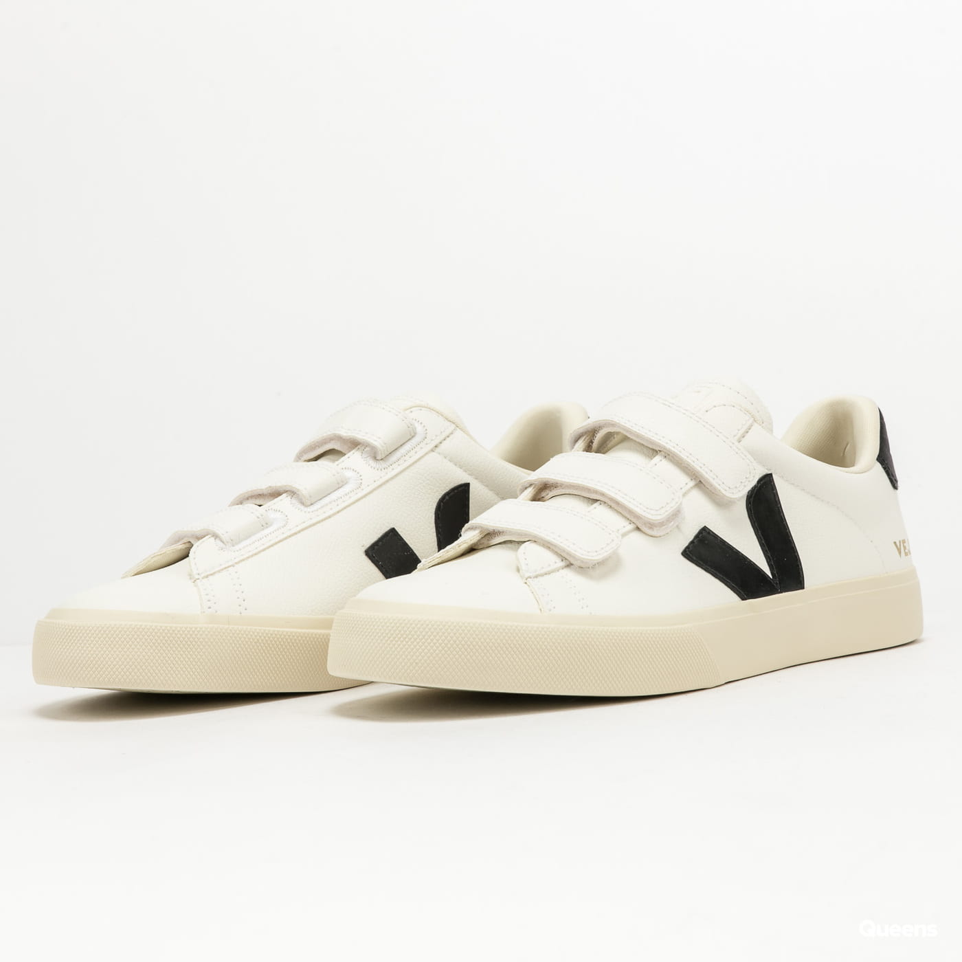 VEJA Recife Logo Chromefree extra-white_black Veja